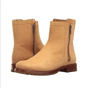 Frye Natalie Double Zip Round Tow Bootie - 7